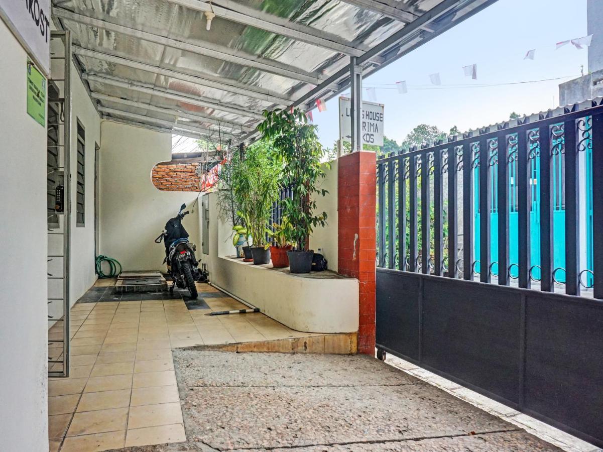 Oyo 91658 Luci'S House Hotel Jakarta Exterior photo