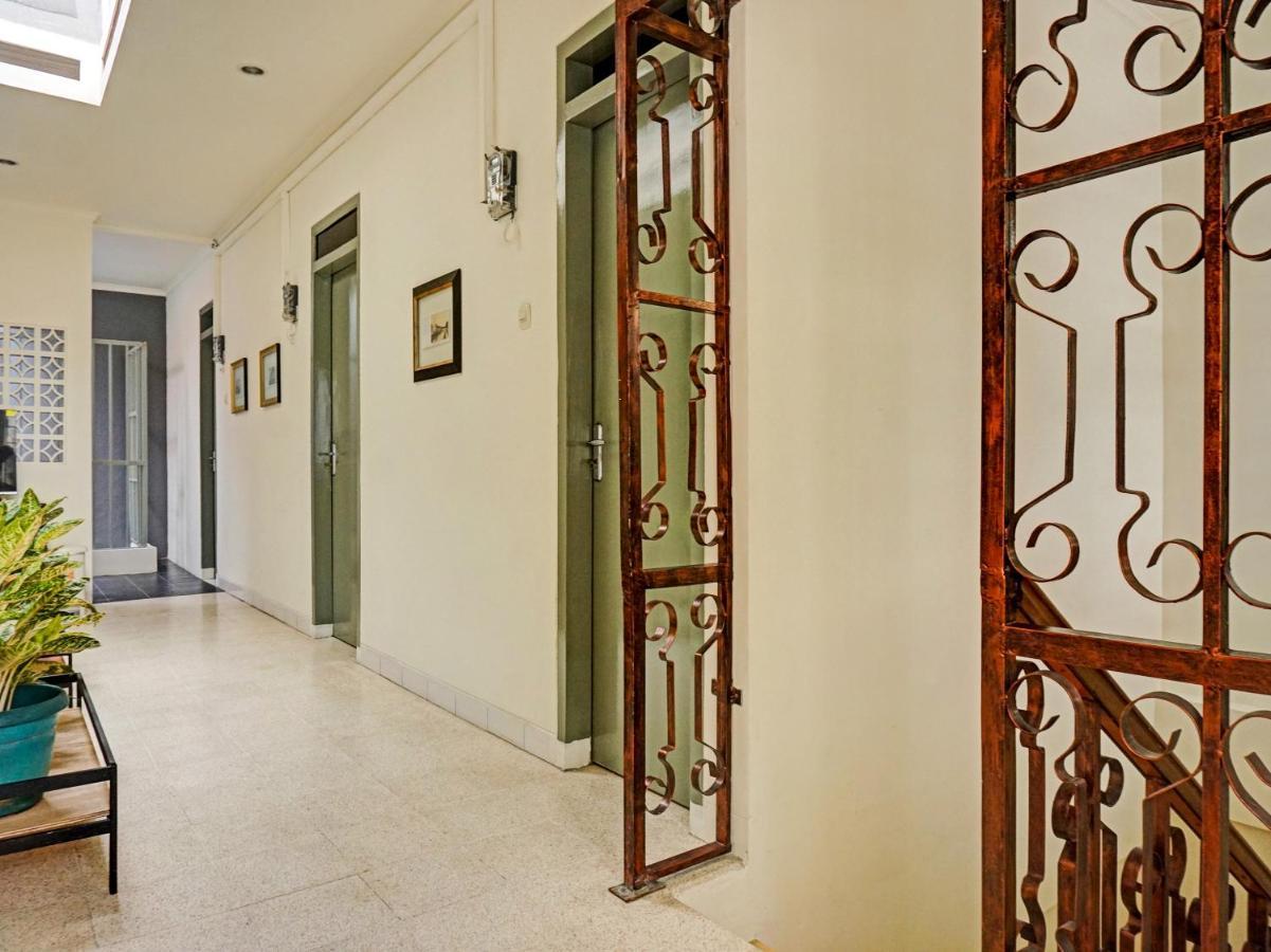 Oyo 91658 Luci'S House Hotel Jakarta Exterior photo